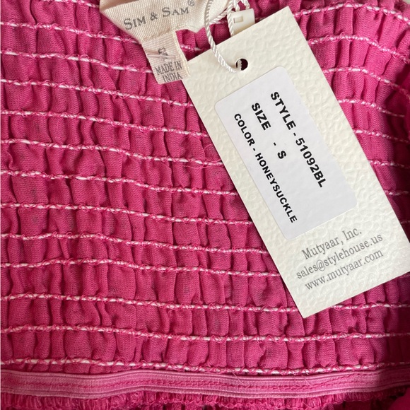 Sim & Sam NWT honeysuckle eyelet tank top - Picture 4 of 4